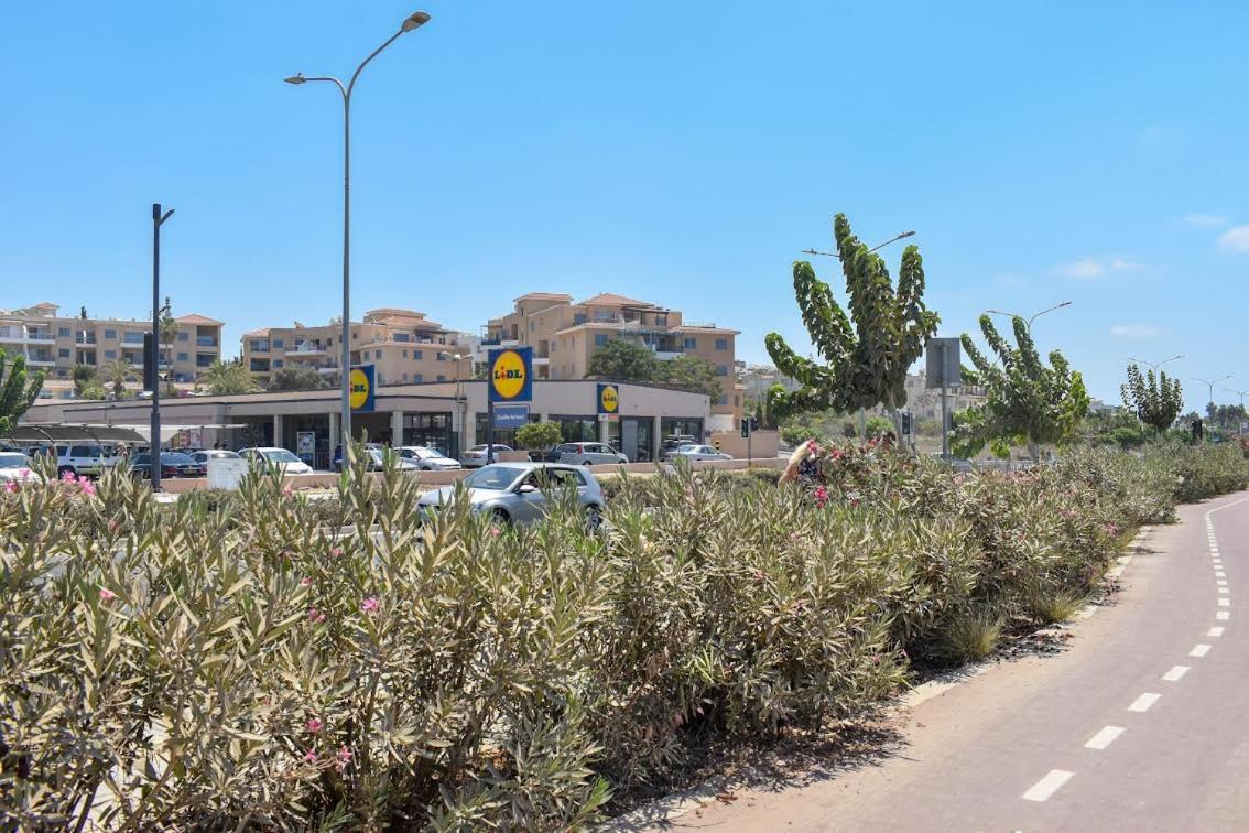 Timeless Cyprus Apartment Пафос Екстериор снимка