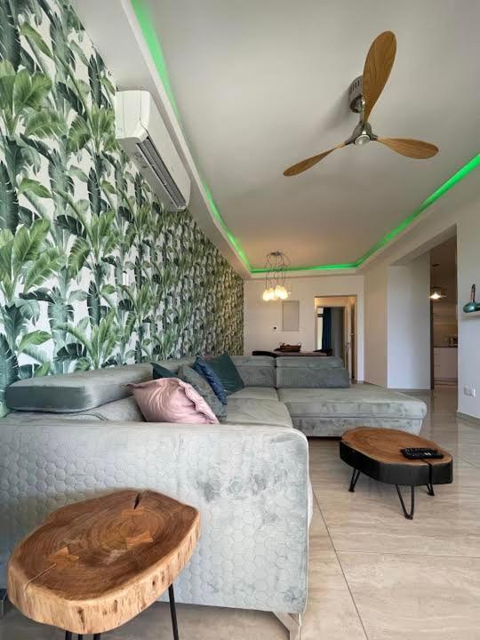 Timeless Cyprus Apartment Пафос Екстериор снимка