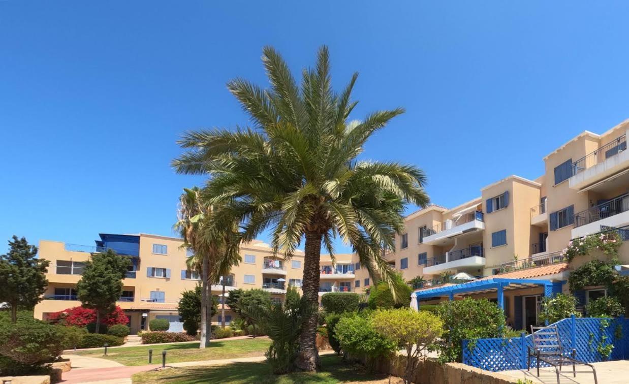 Timeless Cyprus Apartment Пафос Екстериор снимка